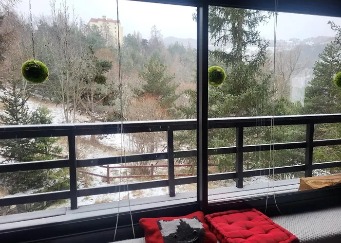 Les Grandes Terres Enchastrayes