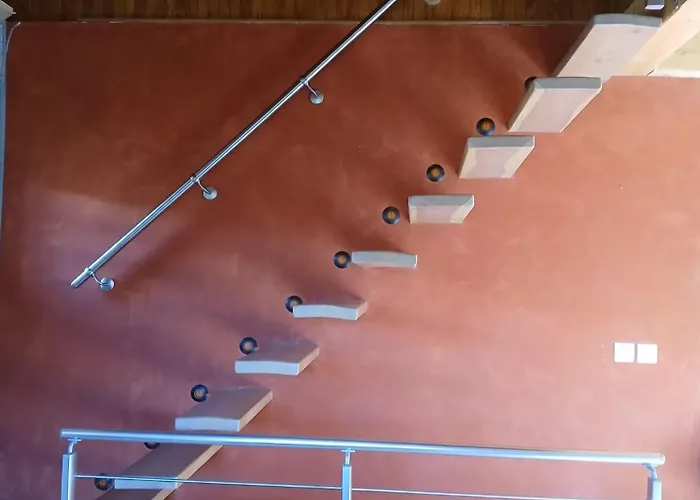 Les Grandes Terres * Enchastrayes